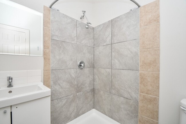 Building Photo - 4108 McKinney St