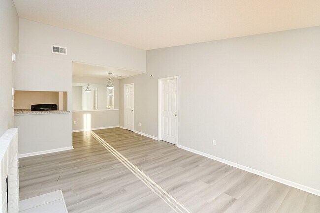 Building Photo - 12659 Ashford Meadow Dr