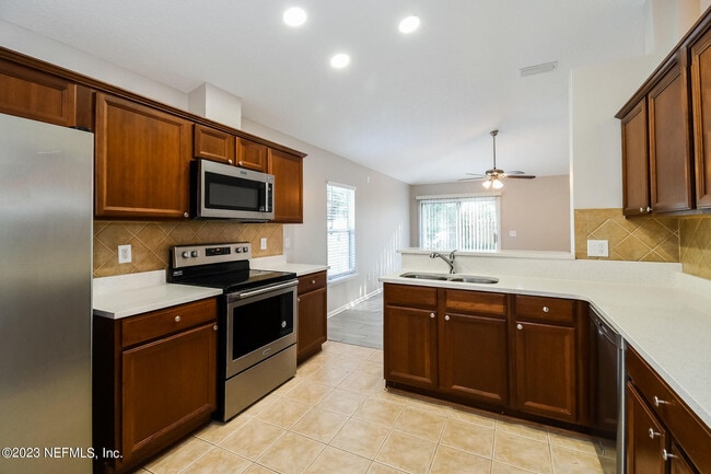 Building Photo - 1043 Three Forks Ct