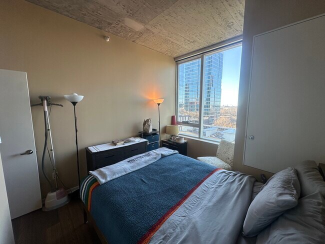 Building Photo - 1345 S Wabash Ave