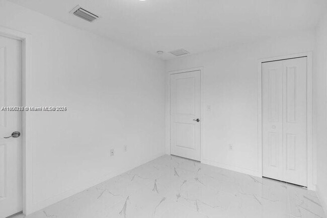 Building Photo - 1821 NW 69th St