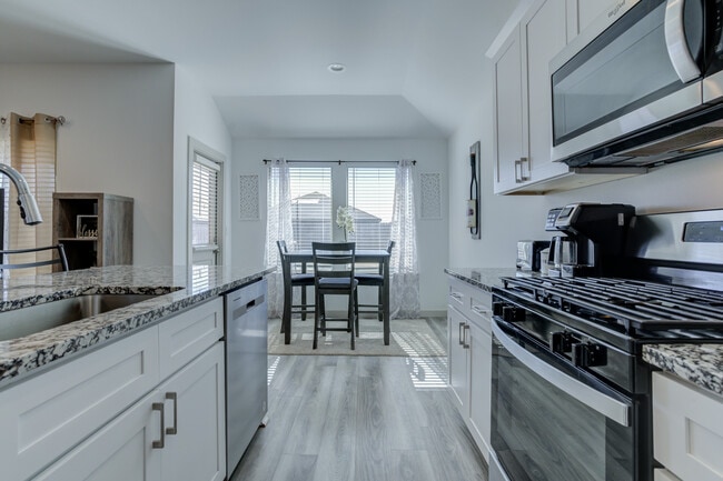 Building Photo - 2323 149th St