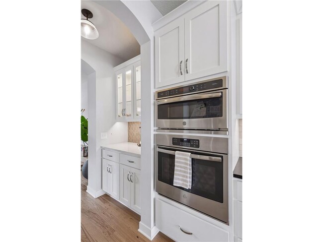 Building Photo - 4392 Millstone Dr