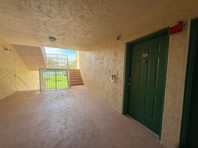 Building Photo - 266 Village Blvd