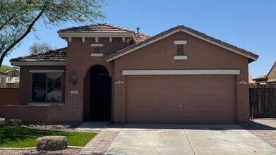Building Photo - 2331 W Branham Ln