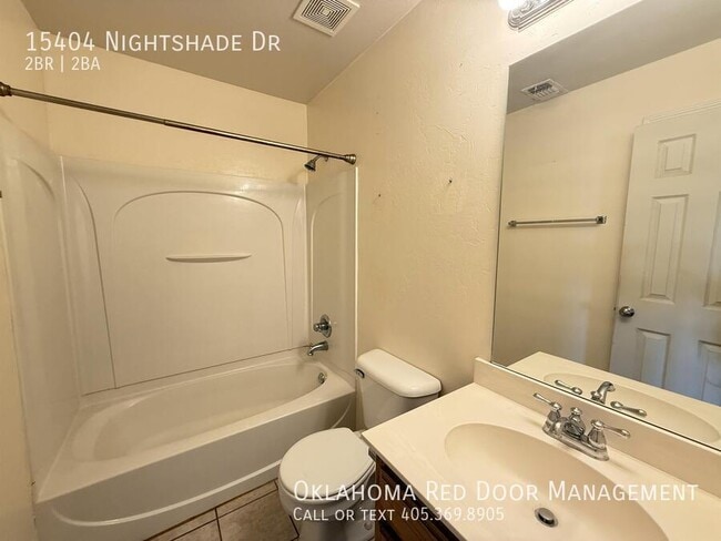 Building Photo - 15404 Nightshade Dr