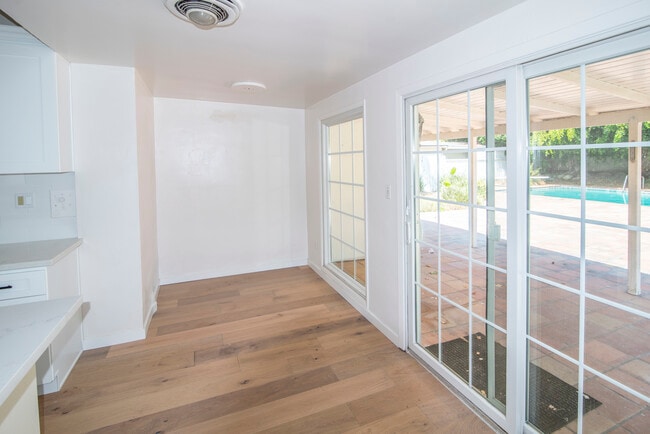 Building Photo - 12335 Tiara St