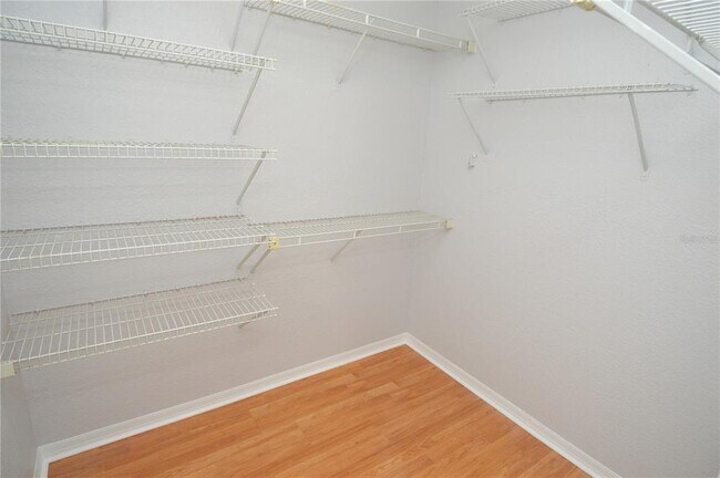 Building Photo - 10263 Gandy Blvd N