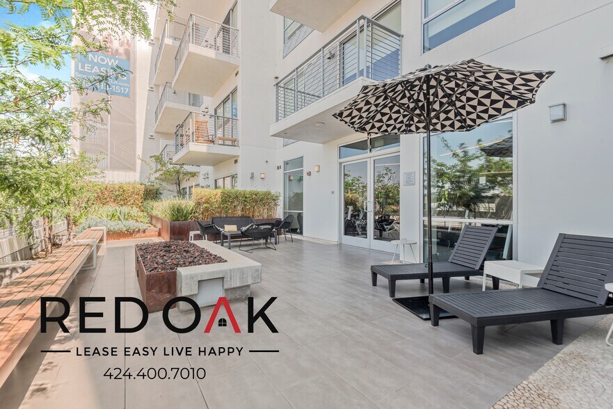 Building Photo - 1331 W 7th St