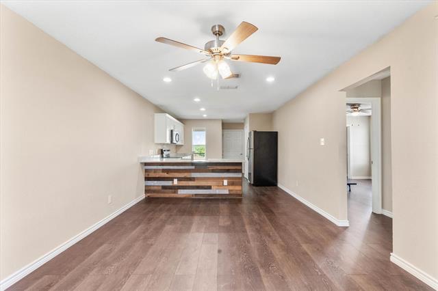 Building Photo - 1406 Courtney Pl