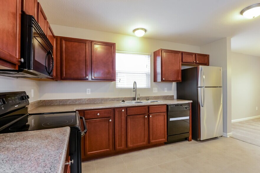 Building Photo - 2349 Bridlewood Dr