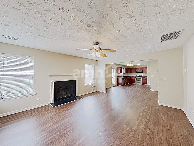Building Photo - 221 Millstone Dr