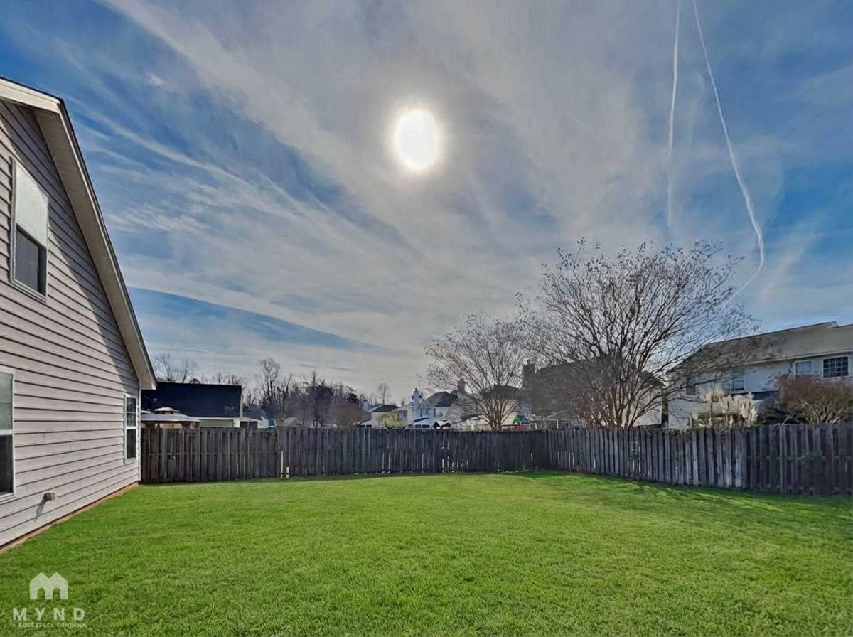 Building Photo - 2016 Culloden Dr