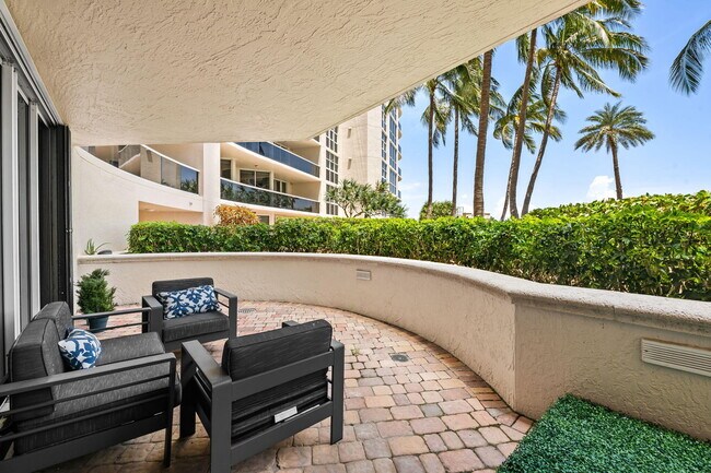 Building Photo - 3200 N Ocean Blvd
