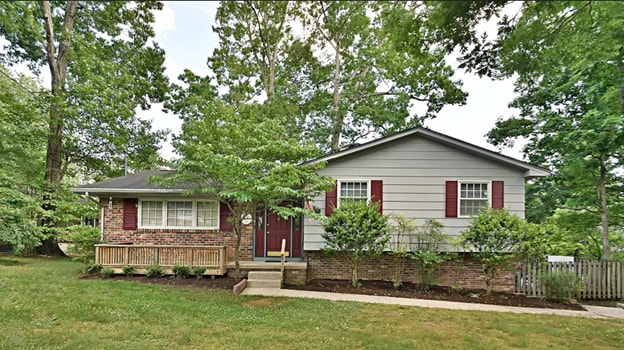 Garden Apartment in this residence, separate entrance at right - 7206 Stagecoach Trl