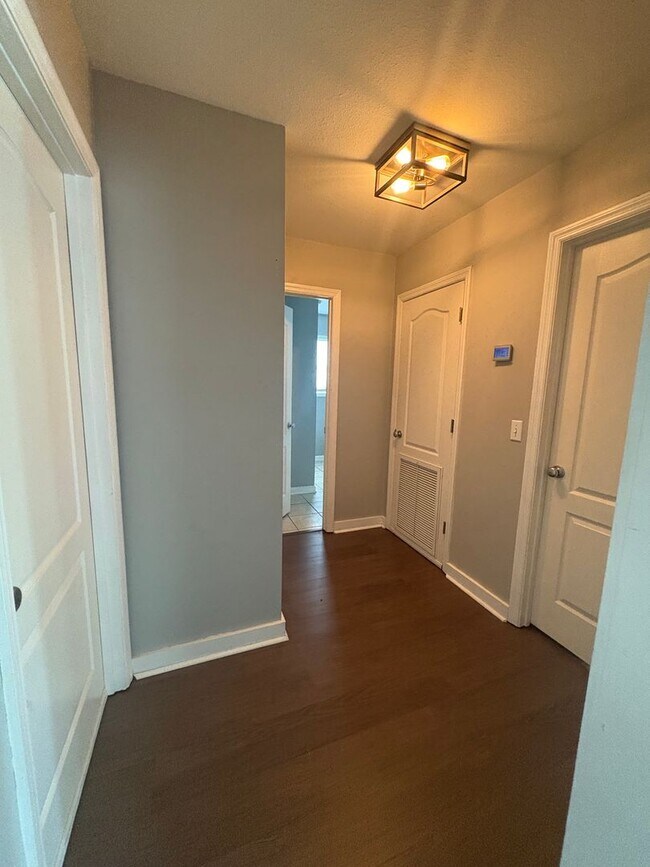 Building Photo - Wood Creek Subdivision!!  Close to Ft Novo...