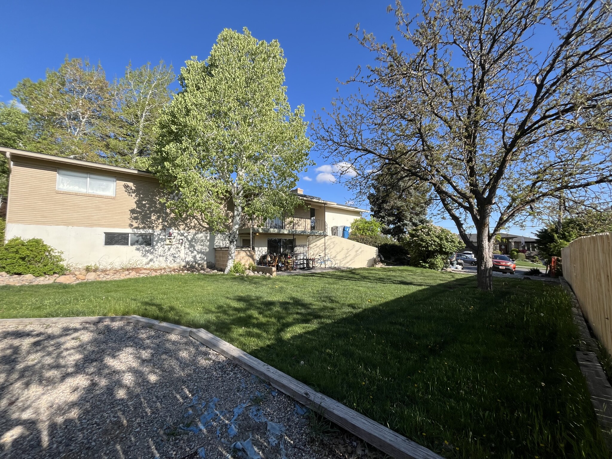 Building Photo - 697 N 1020 E