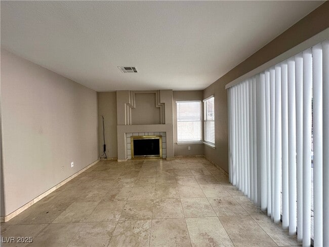 Building Photo - 2433 Twin Flower Cir