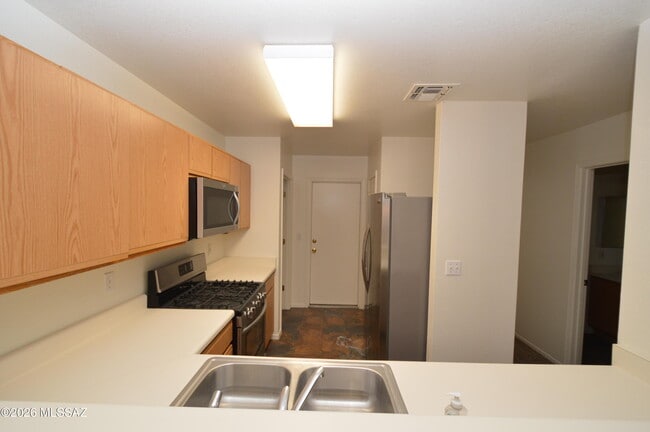 Building Photo - 7009 E Strike Eagle Way