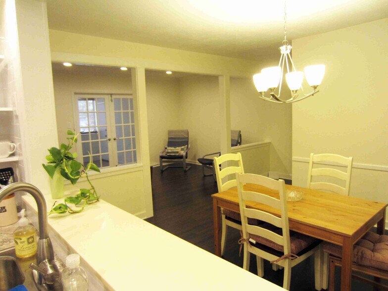 Building Photo - 11 Cantey Pl NW