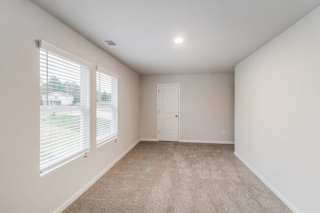 Building Photo - 248 Sunbury Way
