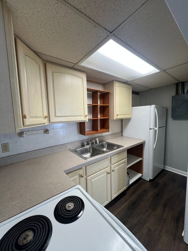 Building Photo - One Bedroom Apartment in Carlisle