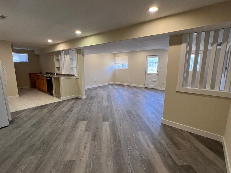 Building Photo - 7510 Sanner Rd