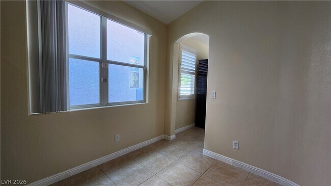 Building Photo - 9709 Hawk Cliff Ave