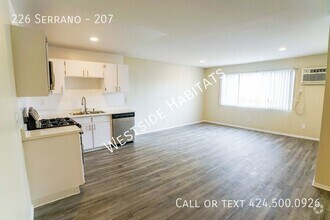 Building Photo - 226 Serrano-207