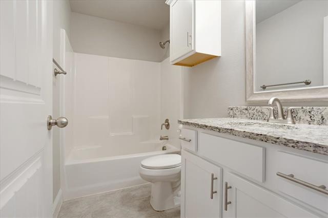 Building Photo - 2111 Wyldewood Wy