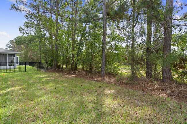 Building Photo - 692 NE Turtleback Trail