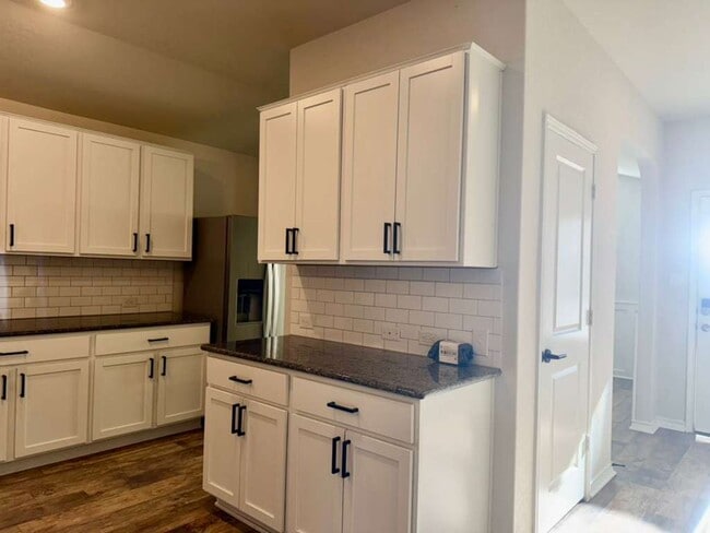 Building Photo - Single-Story Rental in Redbird Ranch with Open Layout & Private Yard