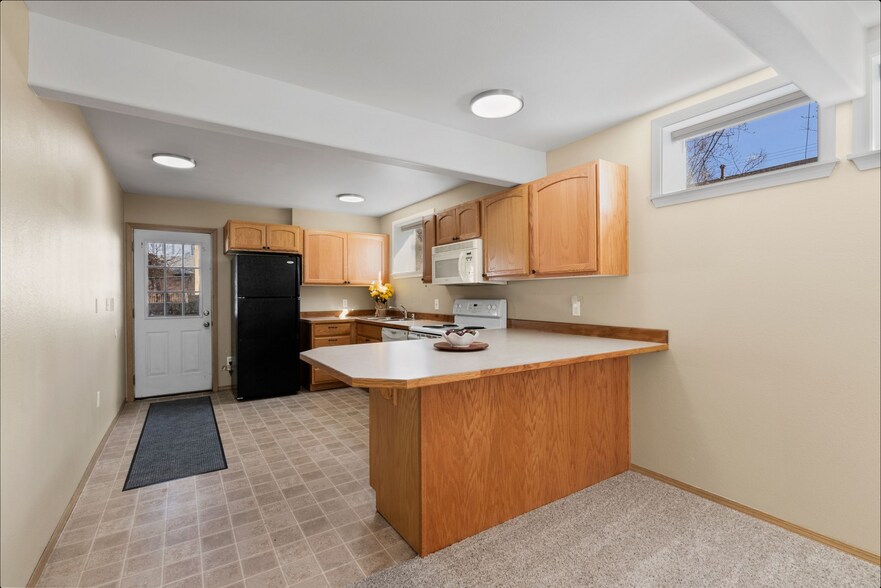 Basement kitchen - 3519 E 25th Ave