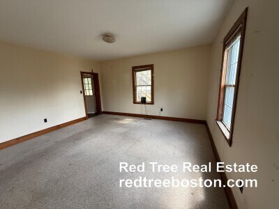 Building Photo - 1143 Beacon St