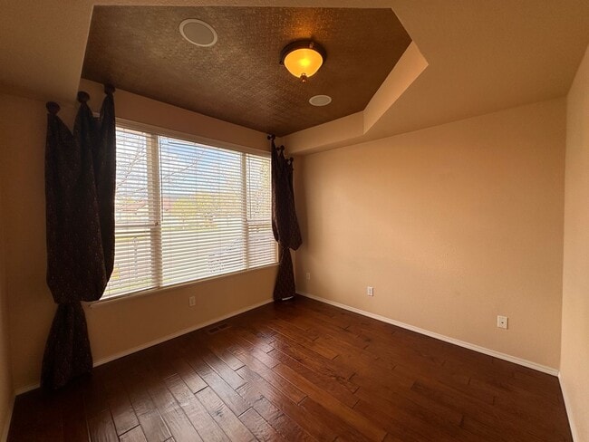 Building Photo - 2-Story in Pinecreek