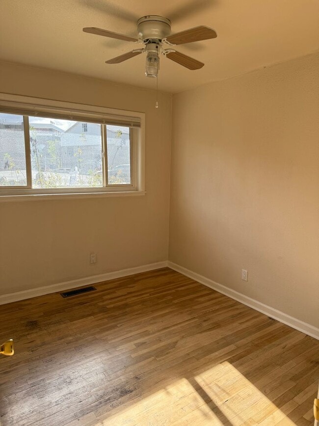 Building Photo - PERFECT STUDENT RESIDENCE