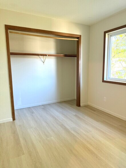 Bedroom 2 - 6531 Channel Rd NE
