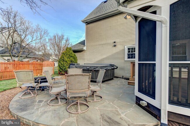 Building Photo - 13432 Muirkirk Ln