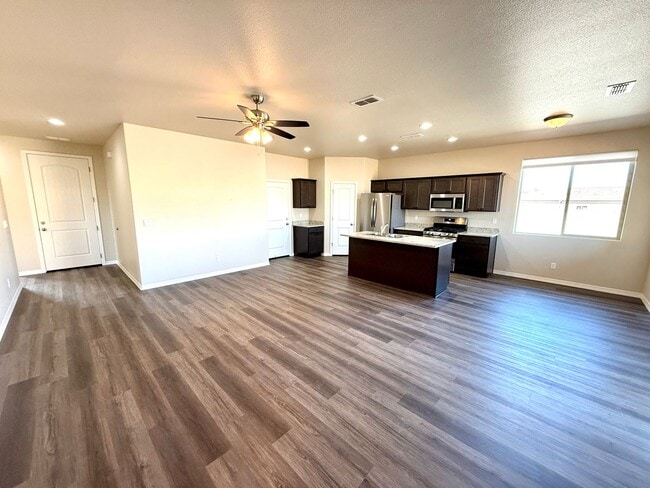 Building Photo - Beautiful 2025 New Construction 3 Bedroom Home with RV Parking!