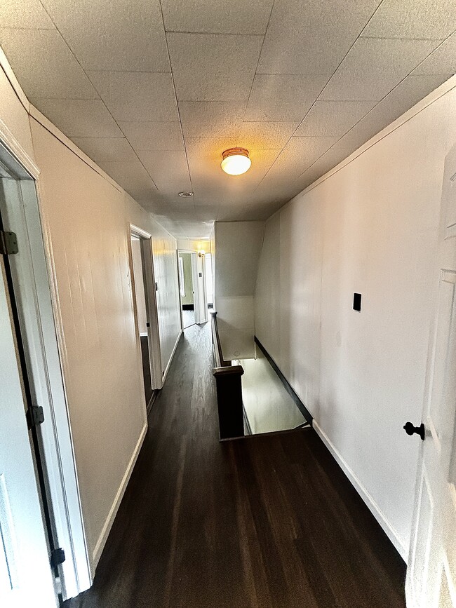 Building Photo - 84 N Berne St