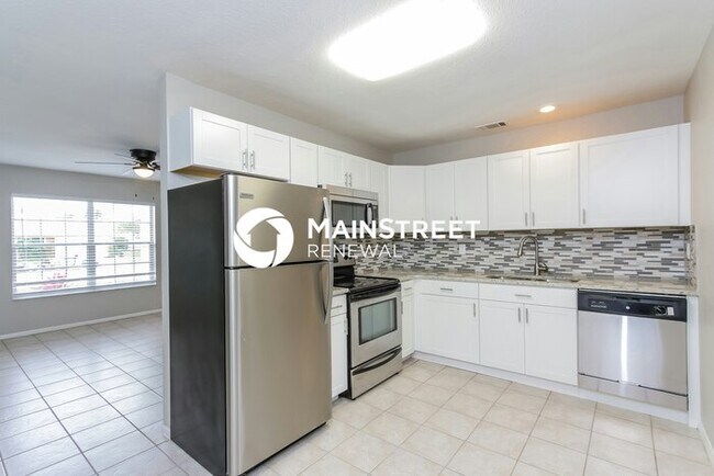 Building Photo - 3 Bedroom Pet-Friendly Home in North Port, FL with Main Street Renewal