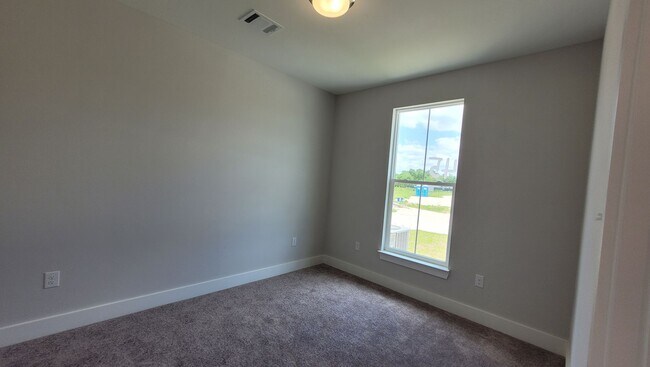 Building Photo - 4912 Bob Odom Dr