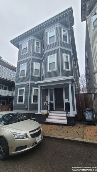 Building Photo - 21 Winfield St