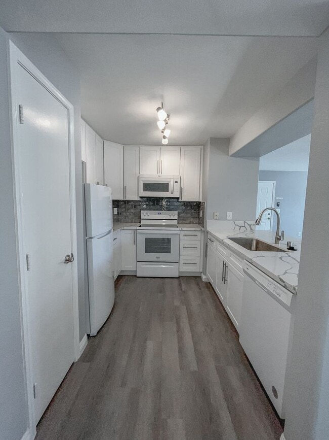 Building Photo - **COMING SOON 04/15/2026** Modern 2-Bed, 2-Bath Condo in Gated Montana Community – Silverado Ranch