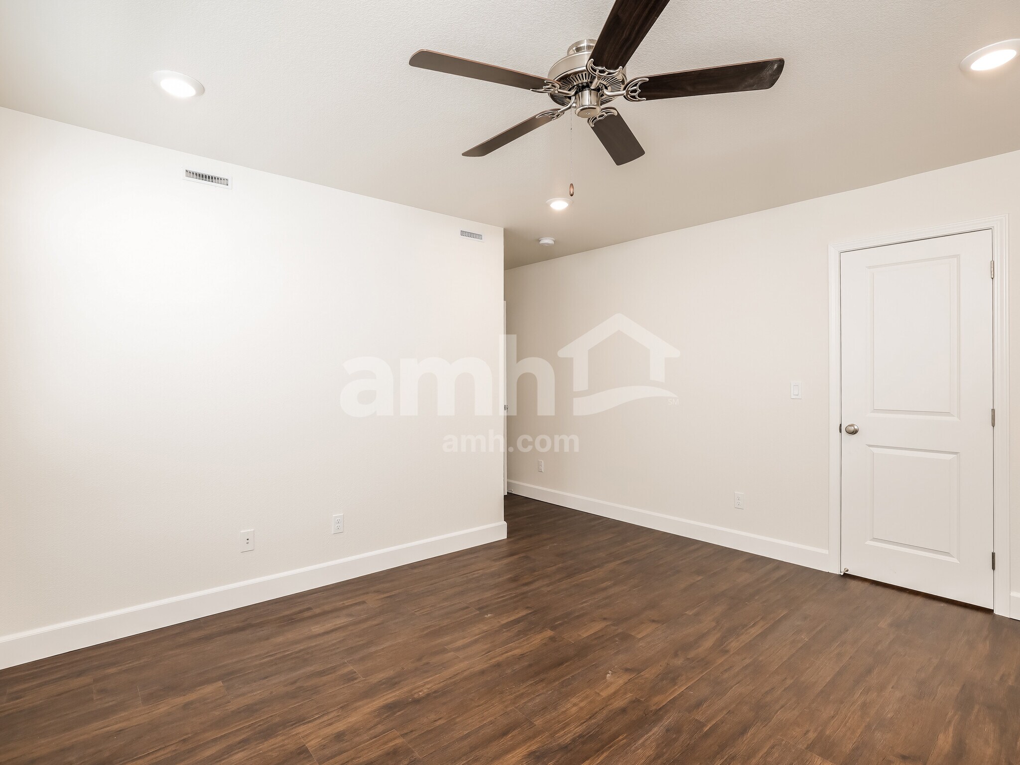 Building Photo - 6500 Enlightenment Dr