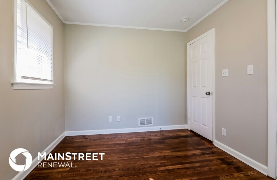 Building Photo - 131 Mears St