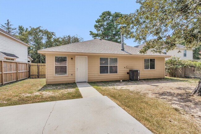 Building Photo - 13852 Running Bear Dr