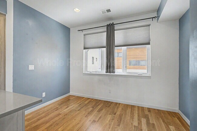 Building Photo - 1753 Julian St