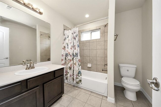 Building Photo - 13313 Sea Breeze Dr