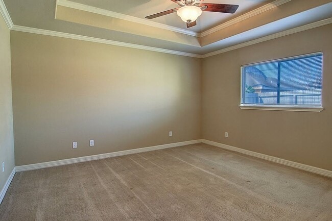 Building Photo - 6824 Fox Tail Dr
